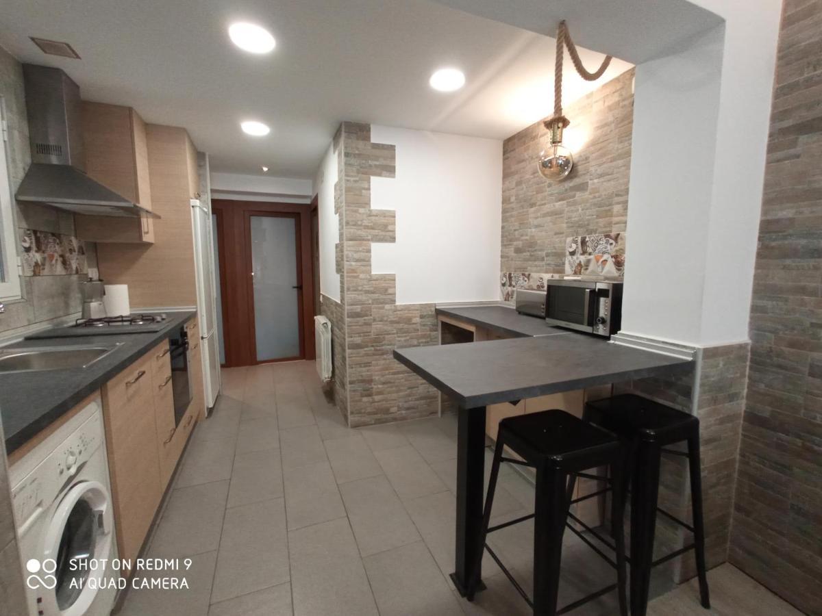 Apartamentos La Casona De Ezcaray Con Terrazas Y Patios Individuales Екстер'єр фото