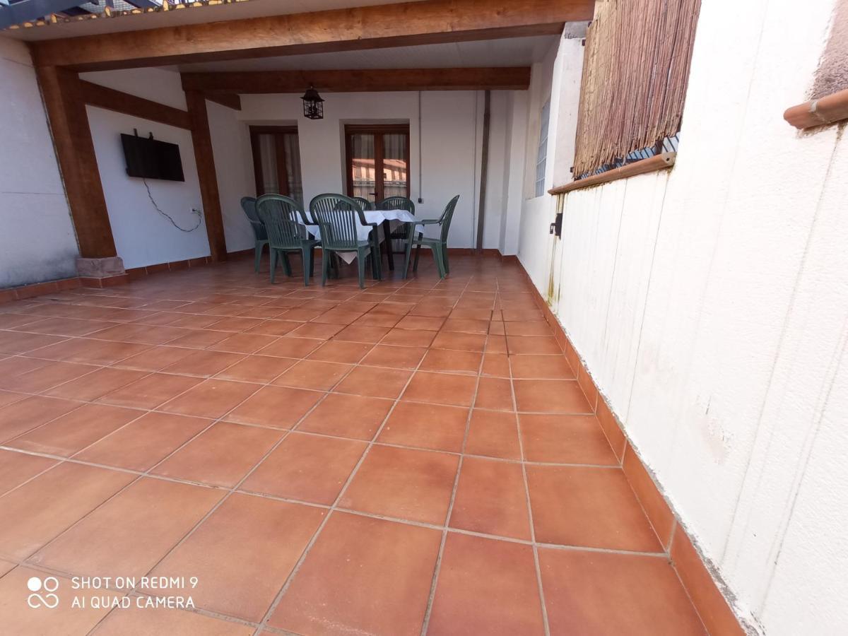 Apartamentos La Casona De Ezcaray Con Terrazas Y Patios Individuales Екстер'єр фото