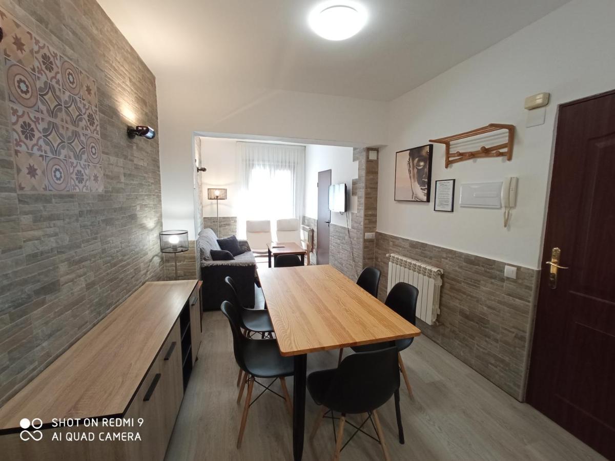 Apartamentos La Casona De Ezcaray Con Terrazas Y Patios Individuales Екстер'єр фото