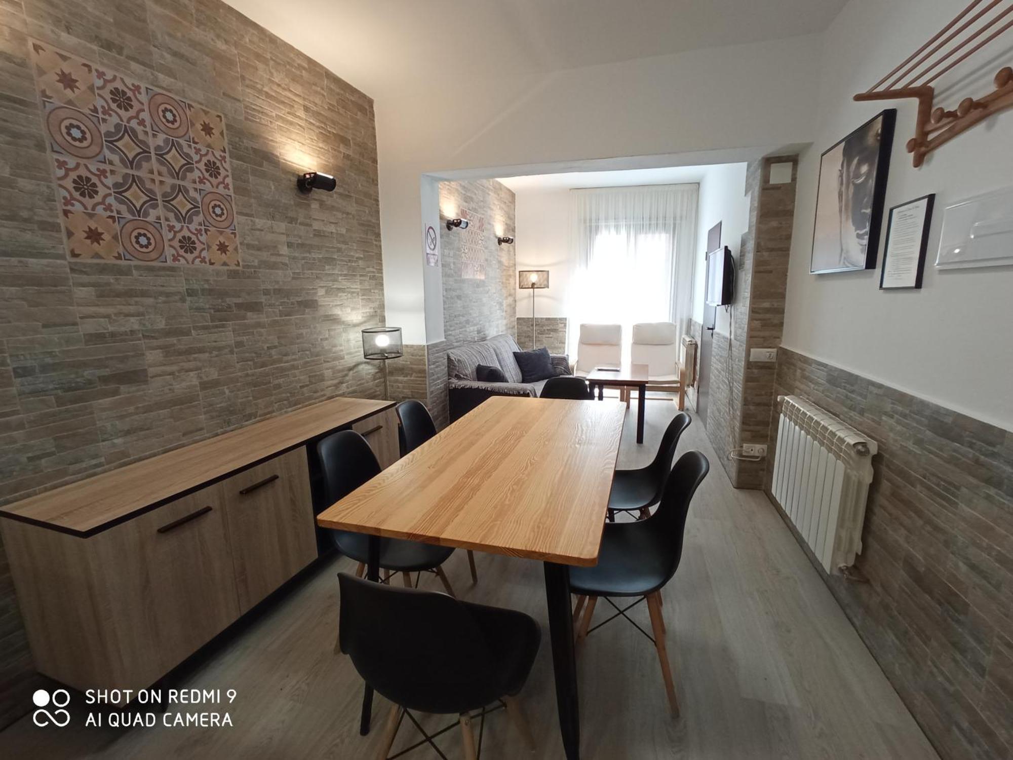 Apartamentos La Casona De Ezcaray Con Terrazas Y Patios Individuales Номер фото