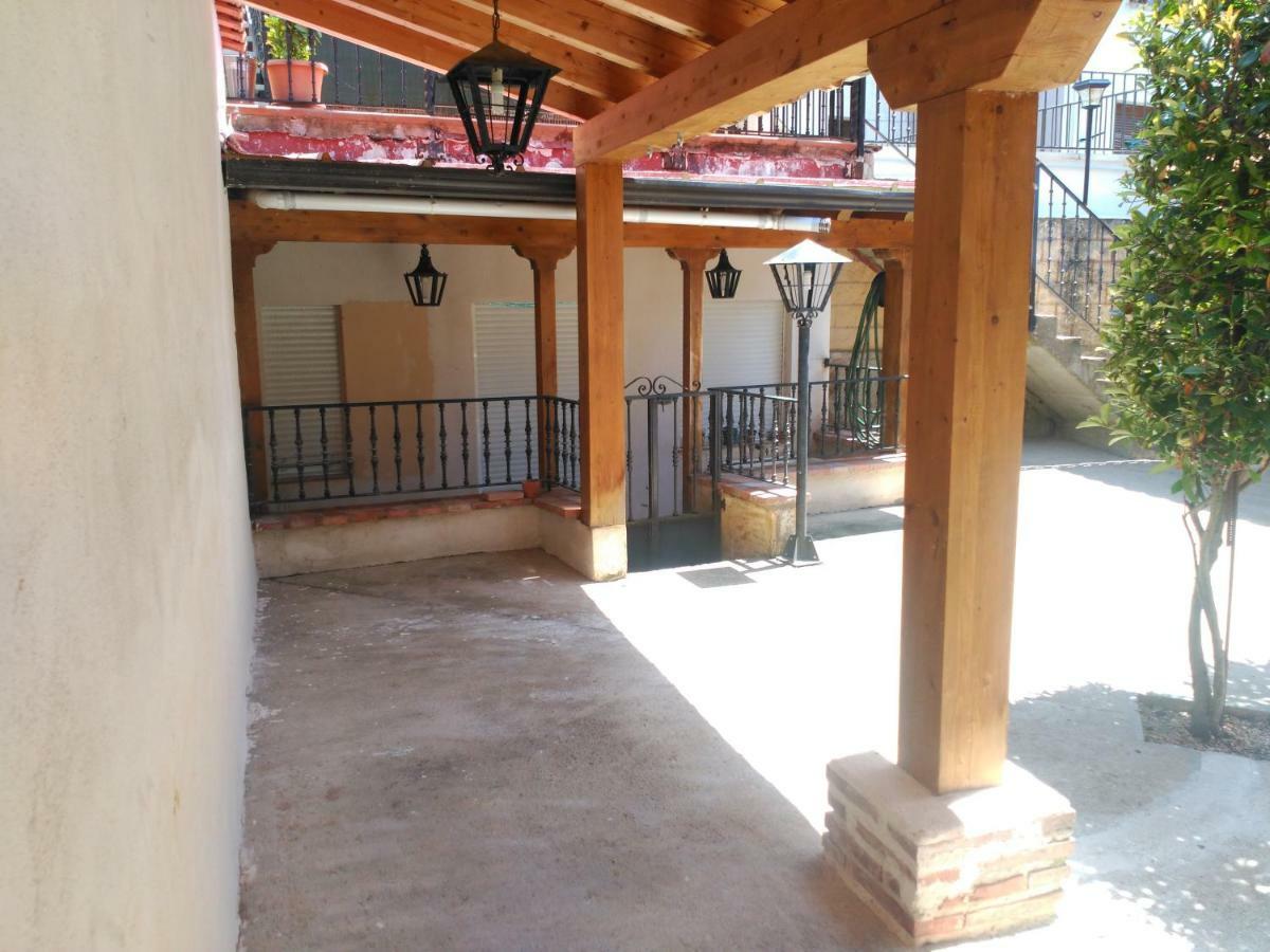 Apartamentos La Casona De Ezcaray Con Terrazas Y Patios Individuales Екстер'єр фото