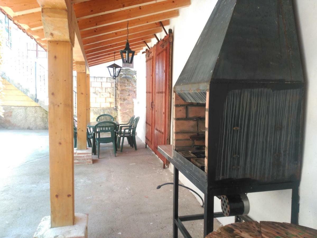Apartamentos La Casona De Ezcaray Con Terrazas Y Patios Individuales Екстер'єр фото